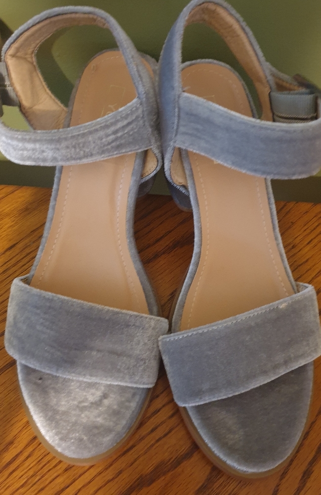 Ladies Sandals